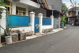 Rumah Elit Akses Strategis di Jakarta Timur Unfurnished Rumah Elit Akses Strategis di Jakarta Timur Unfurnished