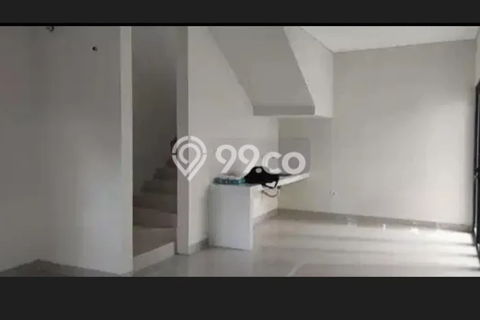 Jarang Ada! Rumah Kontrakan 3 Kamar Bagus Siap Huni Modernland Jarang Ada! Rumah Kontrakan 3 Kamar Bagus Siap Huni Modernland