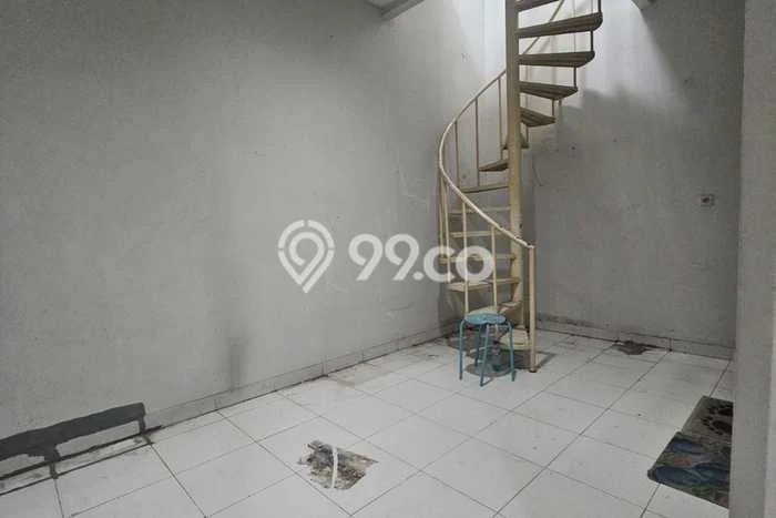 Rumah Sewa Tangerang LT 105m2 LB 120m2 Kawasan Modernland Rumah Sewa Tangerang LT 105m2 LB 120m2 Kawasan Modernland