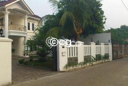 Hunian Mewah LB 500m2 Siap Huni Desain Elegan di Bintaro, Tangerang Selatan Hunian Mewah LB 500m2 Siap Huni Desain Elegan di Bintaro, Tangerang Selatan