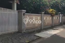 Dijual Rumah Premium dengan Fasilitas Sekitar Komplit di Kramat Jati, Jakarta Timur Dijual Rumah Premium dengan Fasilitas Sekitar Komplit di Kramat Jati, Jakarta Timur