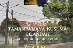 Siap Huni Rumah Mewah 4 Kamar di Cilandak Dekat ke Mana Saja Siap Huni Rumah Mewah 4 Kamar di Cilandak Dekat ke Mana Saja
