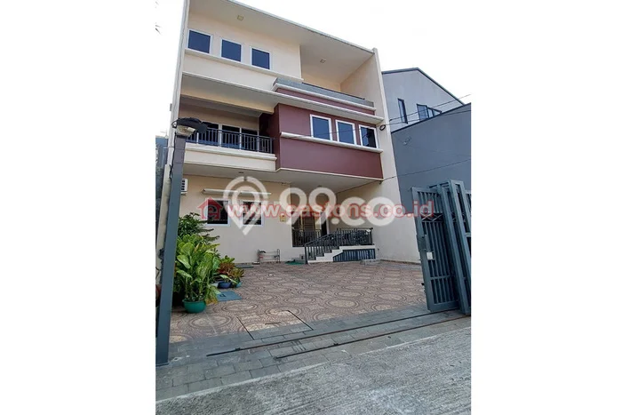 Ready to Use! Luxury House LT 119m2 Desain Elegan di Sunter Ready to Use! Luxury House LT 119m2 Desain Elegan di Sunter
