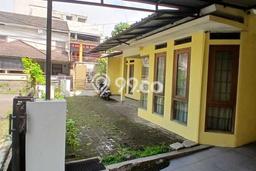 Rumah Sewa Tangerang Selatan LT 200m2 LB 140m2 Kawasan Sektor 5 - Bintaro Rumah Sewa Tangerang Selatan LT 200m2 LB 140m2 Kawasan Sektor 5 - Bintaro