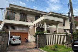 Hunian Elit LB 720m2 Siap Huni Desain Elegan di Pondok Indah, Jakarta Selatan Hunian Elit LB 720m2 Siap Huni Desain Elegan di Pondok Indah, Jakarta Selatan
