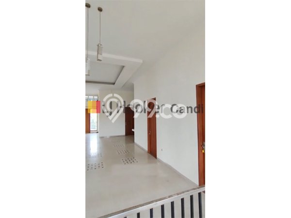 Dijual! Komersial di Halmahera Semarang LT 398m2 / LB 600m2 Kawasan Bisnis Dijual! Komersial di Halmahera Semarang LT 398m2 / LB 600m2 Kawasan Bisnis