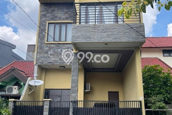 For Sale Hunian Rumah Terawat 4 Kamar di Harapan Indah, Bekasi For Sale Hunian Rumah Terawat 4 Kamar di Harapan Indah, Bekasi