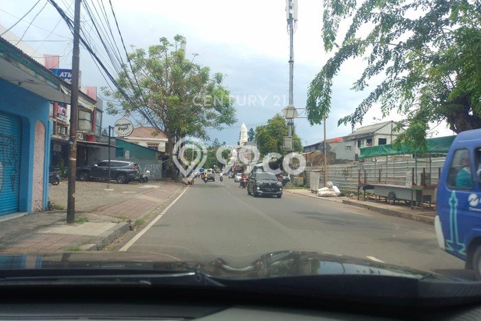 Tanah Dijual Lokasi Strategis di Jakarta Timur dengan Luas 2200m2 Tanah Dijual Lokasi Strategis di Jakarta Timur dengan Luas 2200m2