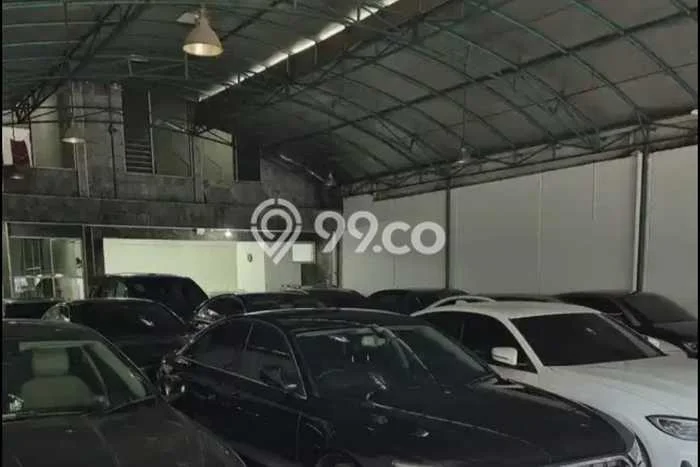 Gudang Disewa di Jakarta Pusat dengan LB 420m2 Area Komersial Ramai Gudang Disewa di Jakarta Pusat dengan LB 420m2 Area Komersial Ramai