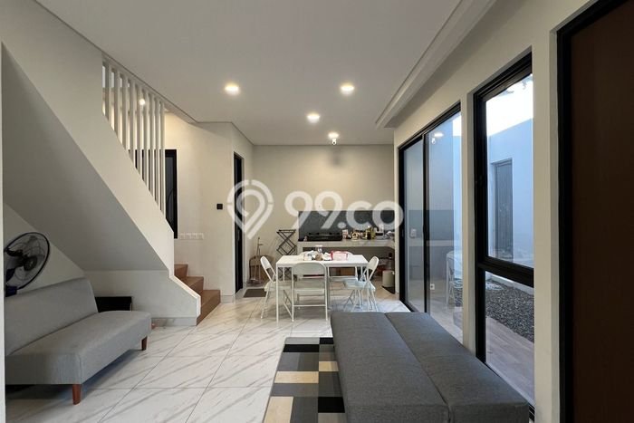 For Sale! Premium House LT 118m2 Desain Modern di Kota Wisata For Sale! Premium House LT 118m2 Desain Modern di Kota Wisata