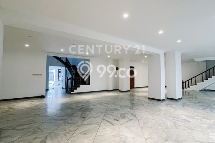 FOR SALE! Kantor di Menteng Jakarta Pusat, LT 1046m2, LB 2400m2 FOR SALE! Kantor di Menteng Jakarta Pusat, LT 1046m2, LB 2400m2
