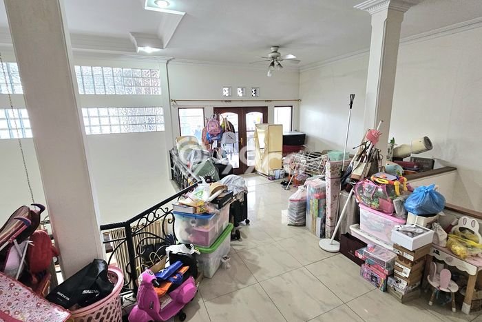 Rumah Luas Asri 3 KT Siap Huni di Taman Holis Indah Bandung Rumah Luas Asri 3 KT Siap Huni di Taman Holis Indah Bandung