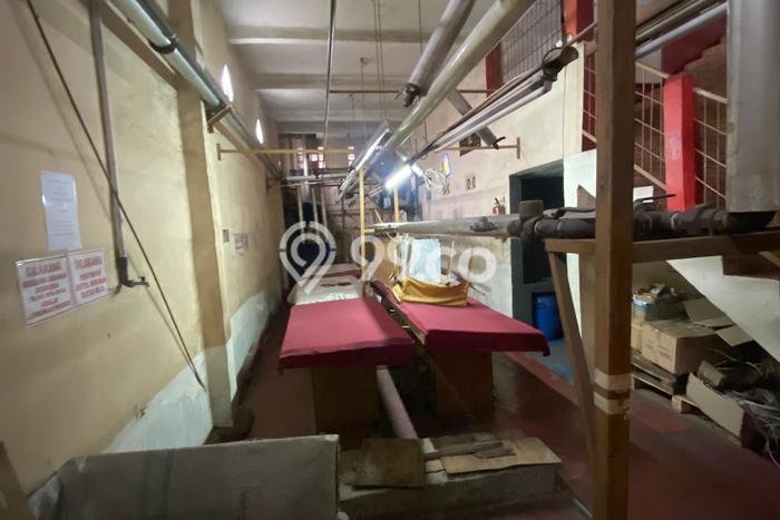 Gudang Dijual di Batujajar Bandung Barat dengan Luas Bangunan 800m2 Gudang Dijual di Batujajar Bandung Barat dengan Luas Bangunan 800m2