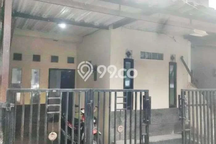 Disewakan! Rumah 3 Kamar Tidur &
2 Kamar Mandi di Cibaduyut, Bandung Disewakan! Rumah 3 Kamar Tidur &
2 Kamar Mandi di Cibaduyut, Bandung
