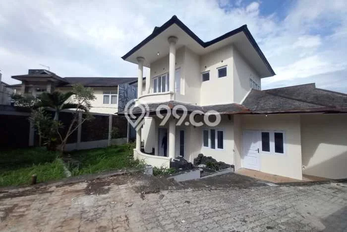 For Sale! Premium House LT 550m2 Desain Elegan di Cipaku For Sale! Premium House LT 550m2 Desain Elegan di Cipaku