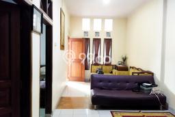 Rumah Modern 2 KT di Cihanjuang Bandung Full Furnished Rumah Modern 2 KT di Cihanjuang Bandung Full Furnished