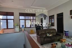 Rumah Elit LB 305m2 Siap Huni Desain Elegan di Setra Duta, Bandung Rumah Elit LB 305m2 Siap Huni Desain Elegan di Setra Duta, Bandung