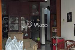 KESEMPATAN EMAS! Rumah area Regol, Bandung, LT 243m² Bangunan 180m² KESEMPATAN EMAS! Rumah area Regol, Bandung, LT 243m² Bangunan 180m²