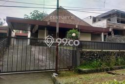 Rumah Mewah LB 600m2 Siap Pakai Desain Elegan di Cipaganti, Bandung Rumah Mewah LB 600m2 Siap Pakai Desain Elegan di Cipaganti, Bandung