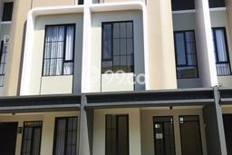 Rumah Luas Asri 3 KT Siap Pakai di Ciwastra Bandung Rumah Luas Asri 3 KT Siap Pakai di Ciwastra Bandung
