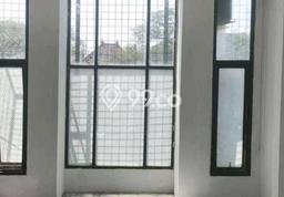 Disewakan Ruko di Kelapa Gading Jakarta Utara LT 67m2, LB 135m2 Disewakan Ruko di Kelapa Gading Jakarta Utara LT 67m2, LB 135m2