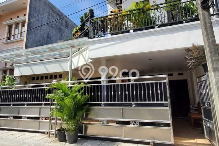 Rumah Strategis Minimalis Lb 150m2 di Kelapa Gading, Jakarta Utara Rumah Strategis Minimalis Lb 150m2 di Kelapa Gading, Jakarta Utara