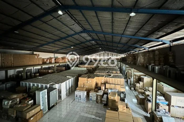 Lokasi Strategis! Dijual Gudang Bisnis di Cileungsi, Bogor Kondisi Bagus Lokasi Strategis! Dijual Gudang Bisnis di Cileungsi, Bogor Kondisi Bagus