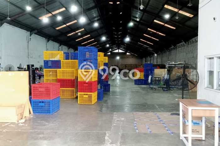 Gudang paling strategis disewakan di Ciracas Jakarta Timur Gudang paling strategis disewakan di Ciracas Jakarta Timur