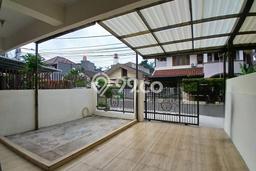 UNIT TERBATAS! Rumah di Lebak Bulus, 4 KT, LT 114m² Bangunan 150m² UNIT TERBATAS! Rumah di Lebak Bulus, 4 KT, LT 114m² Bangunan 150m²