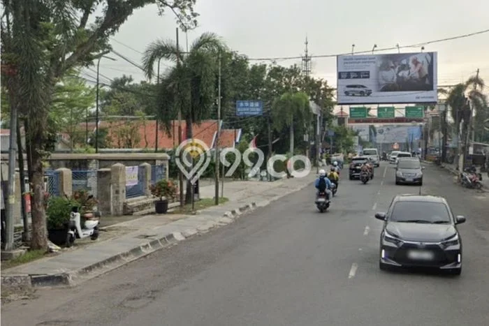 Jual Komersial Kawasan , Luas 824m2m², Area Bisnis, Akses Strategis Jual Komersial Kawasan , Luas 824m2m², Area Bisnis, Akses Strategis
