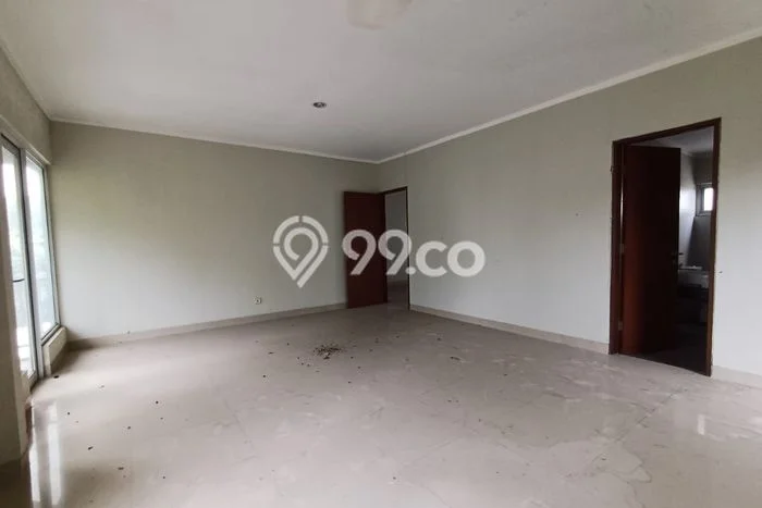 Jual Rumah Luas Elegan Dengan View Eksklusif di Modernland, Tangerang Jual Rumah Luas Elegan Dengan View Eksklusif di Modernland, Tangerang