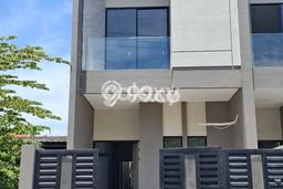 Rumah Mewah LT 90m2m² / LB 145m2m² di Kawasan Asri Rungkut, Surabaya Rumah Mewah LT 90m2m² / LB 145m2m² di Kawasan Asri Rungkut, Surabaya