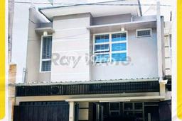 Rumah PREMIUM di Laweyan, Surakarta, LT 90m² LB 180m² KESEMPATAN TERBATAS! Rumah PREMIUM di Laweyan, Surakarta, LT 90m² LB 180m² KESEMPATAN TERBATAS!