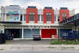 Ruko Bagus LT 180m2 LB 150m2 Dijual di Gilingan Solo Ruko Bagus LT 180m2 LB 150m2 Dijual di Gilingan Solo