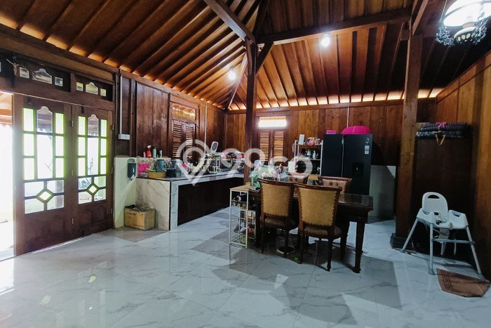 Gudang Disewa di Gondangrejo, Karanganyar, LT 1632m2 / LB 1000m2 Gudang Disewa di Gondangrejo, Karanganyar, LT 1632m2 / LB 1000m2