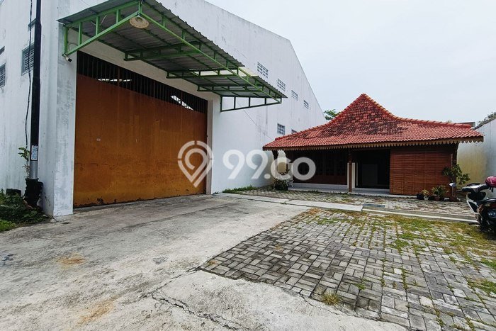 Gudang Disewa di Gondangrejo, Karanganyar, LT 1632m2 / LB 1000m2 Gudang Disewa di Gondangrejo, Karanganyar, LT 1632m2 / LB 1000m2