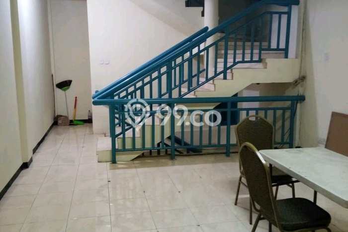 Ruko Dijual di Surabaya LT 66m2 & LB 198m2 Lokasi Terbaik! Ruko Dijual di Surabaya LT 66m2 & LB 198m2 Lokasi Terbaik!