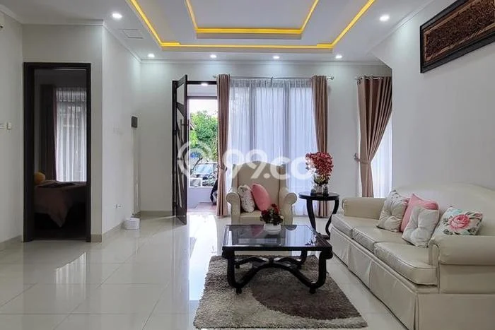 Ready to Use! Luxury House LT 223m2 Desain Elegan di Bintaro Ready to Use! Luxury House LT 223m2 Desain Elegan di Bintaro