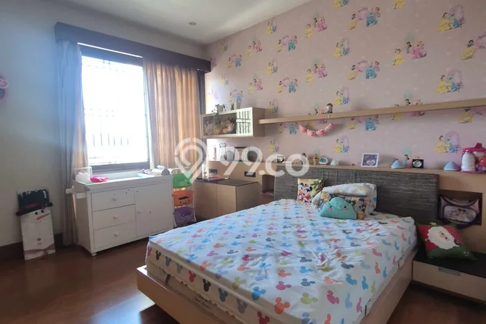Disewakan! Rumah 4 Kamar Tidur &
4 Kamar Mandi di Mekar Wangi, Bandung Disewakan! Rumah 4 Kamar Tidur &
4 Kamar Mandi di Mekar Wangi, Bandung