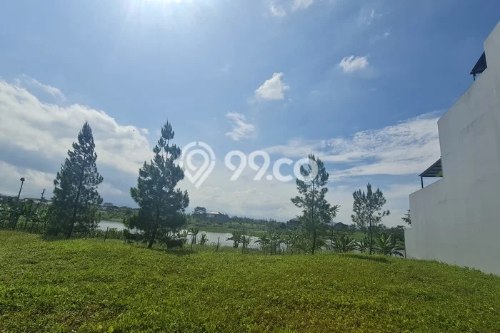 Tanah di Kota Baru Parahyangan, Bandung Luas 325m2 Dijual Segera Tanah di Kota Baru Parahyangan, Bandung Luas 325m2 Dijual Segera