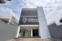 Area Ramai! Ruko Dijual di Cilandak untuk Bisnis Luas Bangunan 578m2 Area Ramai! Ruko Dijual di Cilandak untuk Bisnis Luas Bangunan 578m2