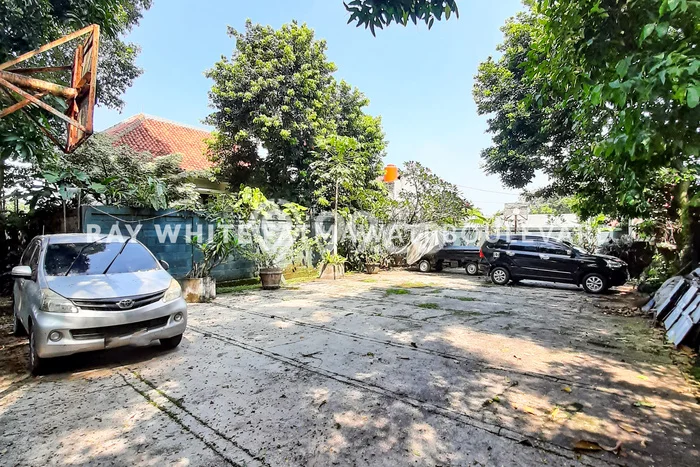 Ready to Use! Luxury House LT 4950m2 Desain Elegan di Lebak Bulus Ready to Use! Luxury House LT 4950m2 Desain Elegan di Lebak Bulus