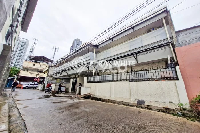 Unit Kost Dijual di Kuningan dengan 41 Kamar Kawasan Strategis Unit Kost Dijual di Kuningan dengan 41 Kamar Kawasan Strategis