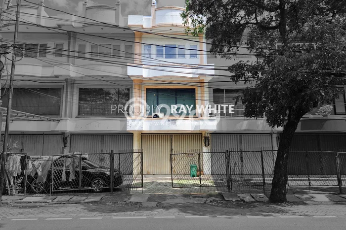 Ruko Area Premium di Kebayoran Baru, Luas 250m2m², Mainroad Ruko Area Premium di Kebayoran Baru, Luas 250m2m², Mainroad