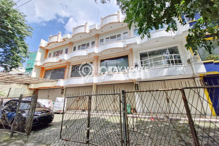 Ruko Area Premium di Kebayoran Baru, Luas 250m2m², Mainroad Ruko Area Premium di Kebayoran Baru, Luas 250m2m², Mainroad