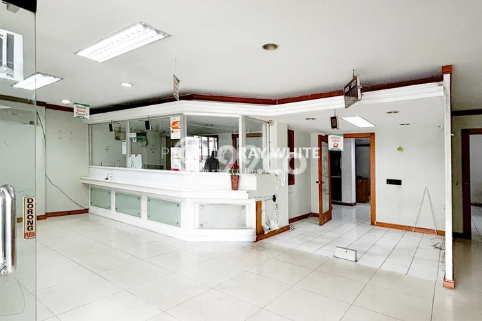 Unit Ruko Dijual di Jakarta Timur LT 248m2 & LB 342m2 Unit Ruko Dijual di Jakarta Timur LT 248m2 & LB 342m2