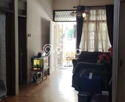 Dijual Rumah Strategis Bagus Punya 4 KT di Antapani Bandung SHM Dijual Rumah Strategis Bagus Punya 4 KT di Antapani Bandung SHM