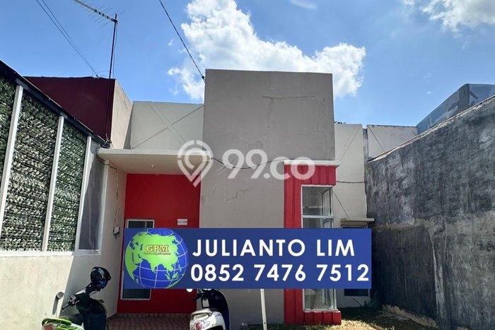 Rumah Strategis , Batam, LT 90m2m² LB 50m2m² Rumah Strategis , Batam, LT 90m2m² LB 50m2m²