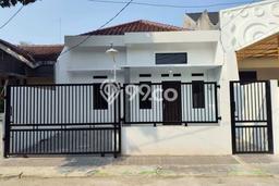 Dijual Cepat Rumah Bagus Siap Huni LB 135m2 di Ciputat, Tangerang Selatan Dijual Cepat Rumah Bagus Siap Huni LB 135m2 di Ciputat, Tangerang Selatan