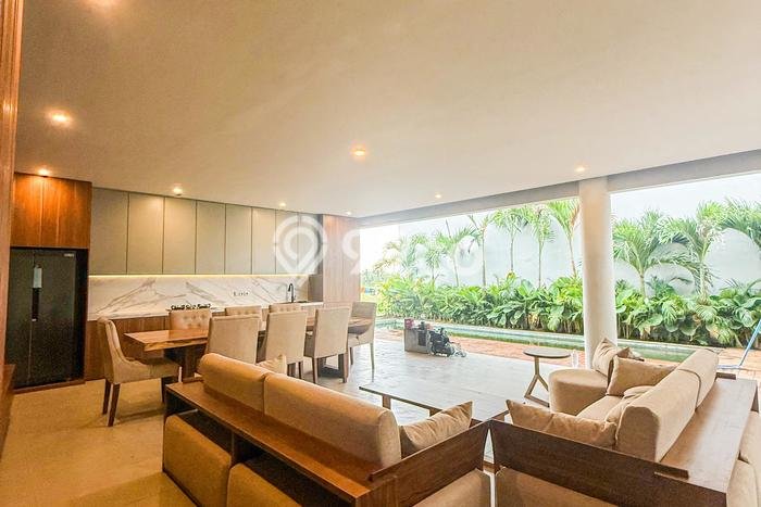 BISNIS POTENSIAL! Vila di , Luas 200m2m², Prospek Bagus BISNIS POTENSIAL! Vila di , Luas 200m2m², Prospek Bagus